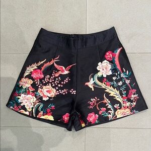 Floral Motif High-waisted Women's Shorts